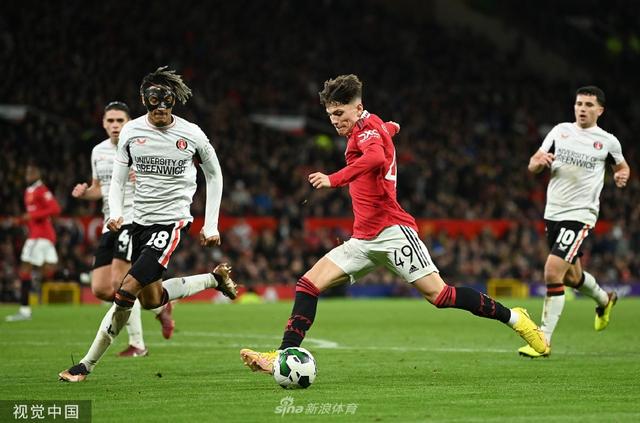 时刻为队友 时刻为队友